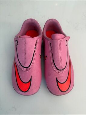 Nike Kids Pink and Red Slip-On Mercurial Sneakers
